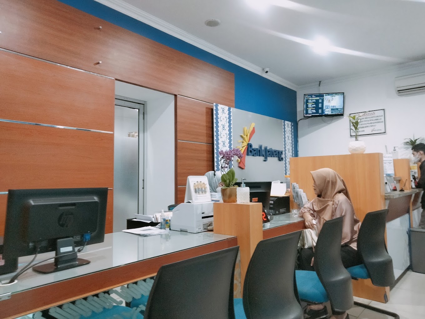 Kantor Cabang Bank Jateng Udinus